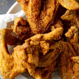 Fried Chicken Wings/ Alitas fritas